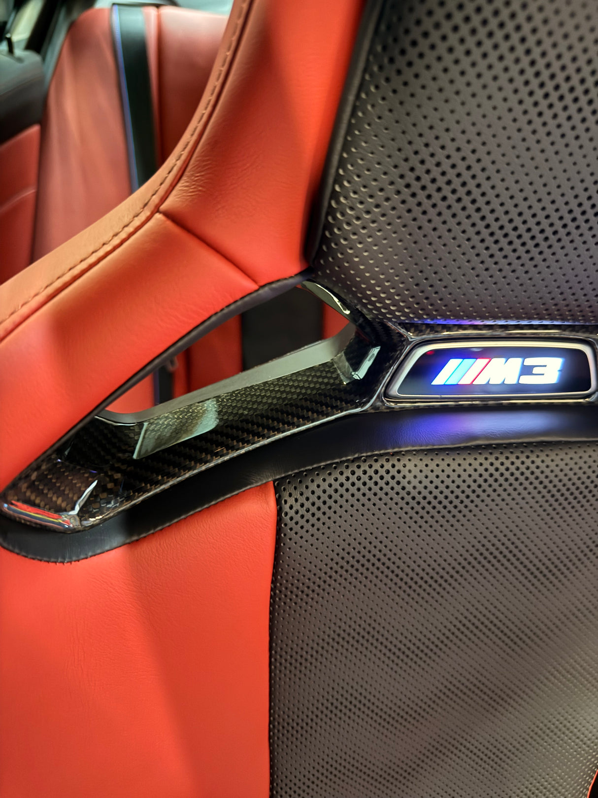 Carbonfiber Sitzschalen Einsätze passend für BMW M3/M4 G80 G81 G82 G82 (OEM-Fitment)