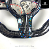 LEDER FORGED CARBONFIBER LENKRAD MIT RACE DISPLAY ICE BLUE FLAKES PASSEND FÜR BMW M2 F87 M3 F80 M4 F82 F83 F20 F21 F22 F23 F30 F31 F32 F33 F36 Competition